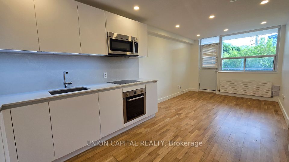 230 Oak