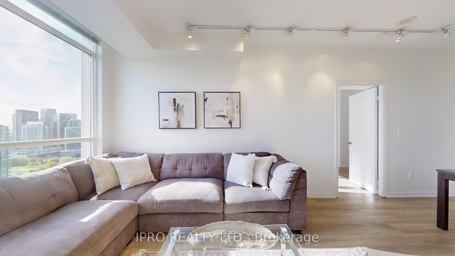 2 Bedrooms Condo at 628 Fleet, Toronto For sale
