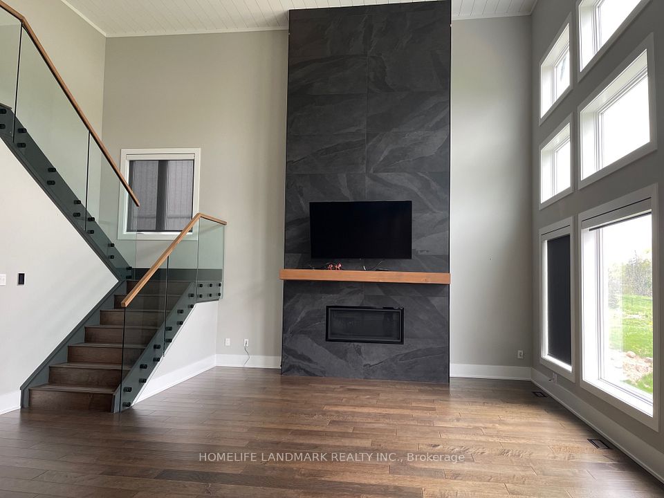 35 ROSY BEACH Court, Ramara, ON L0K 2B0