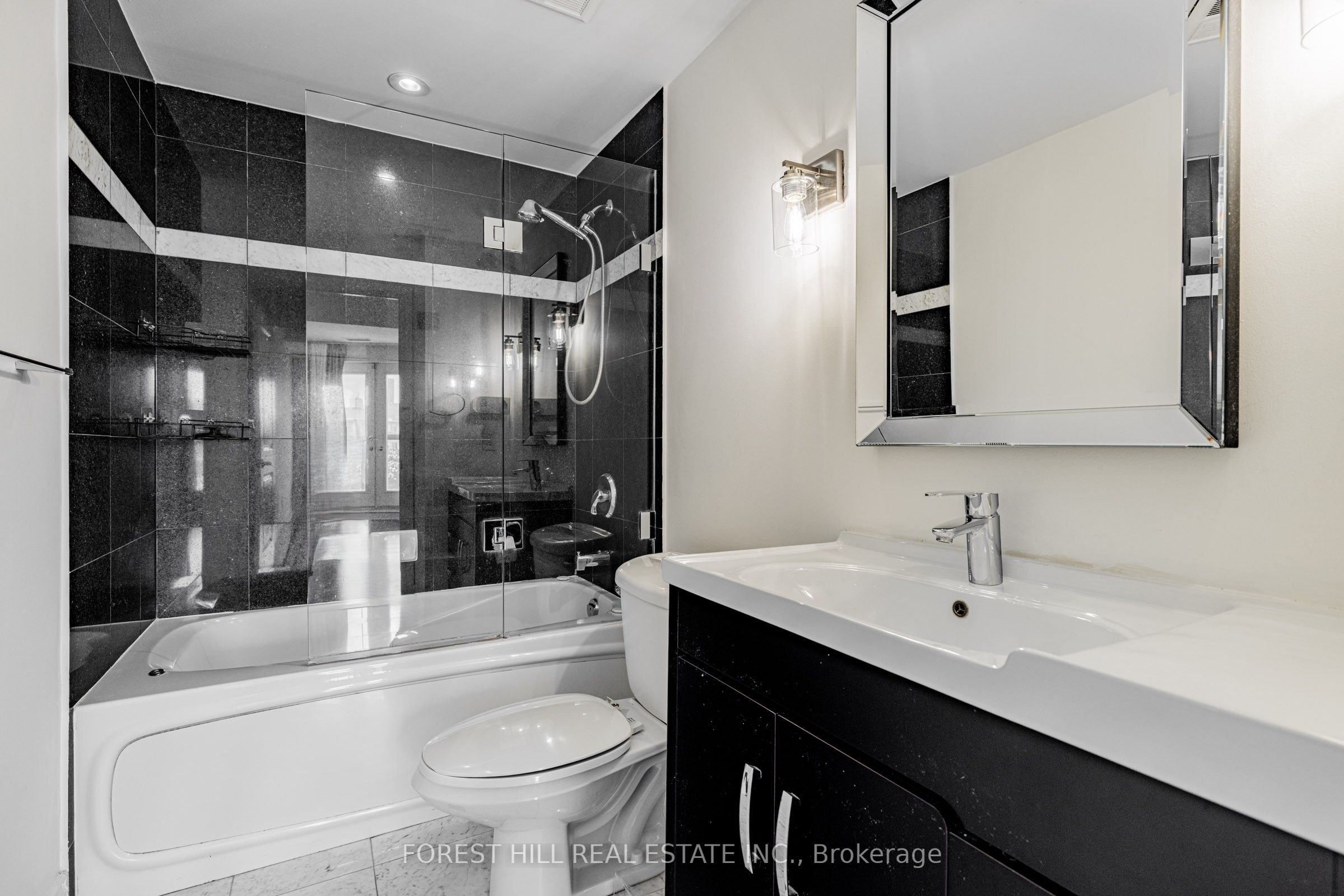 800 Spadina Road, #602