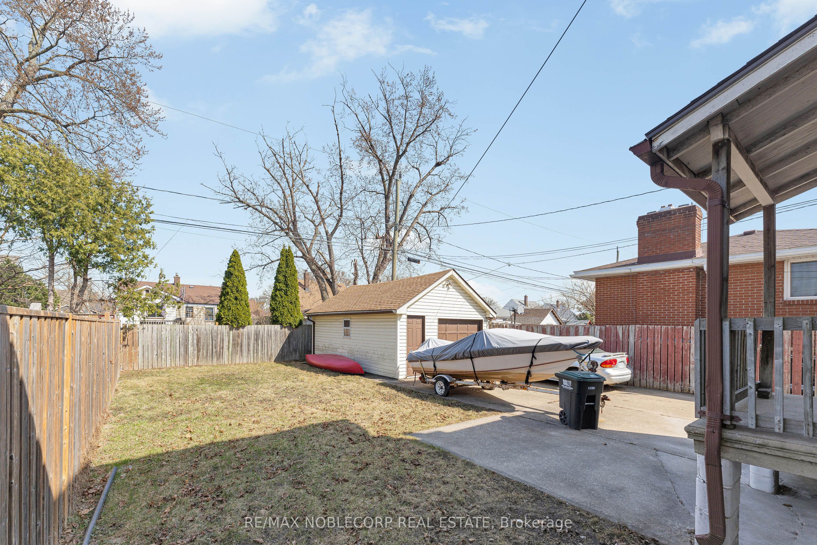 1640 Pillette Road
