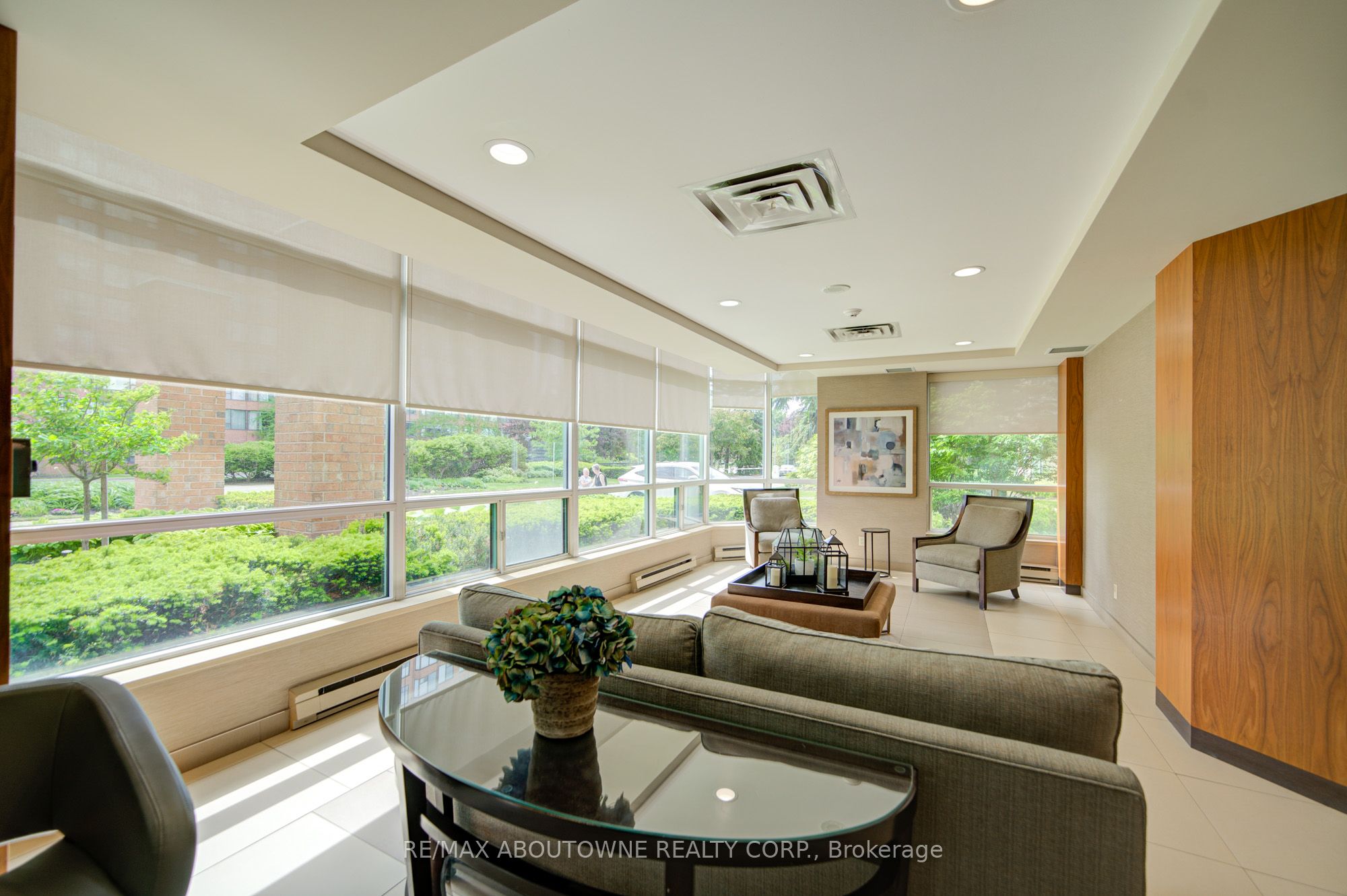 1276 Maple Crossing Boulevard, #1008