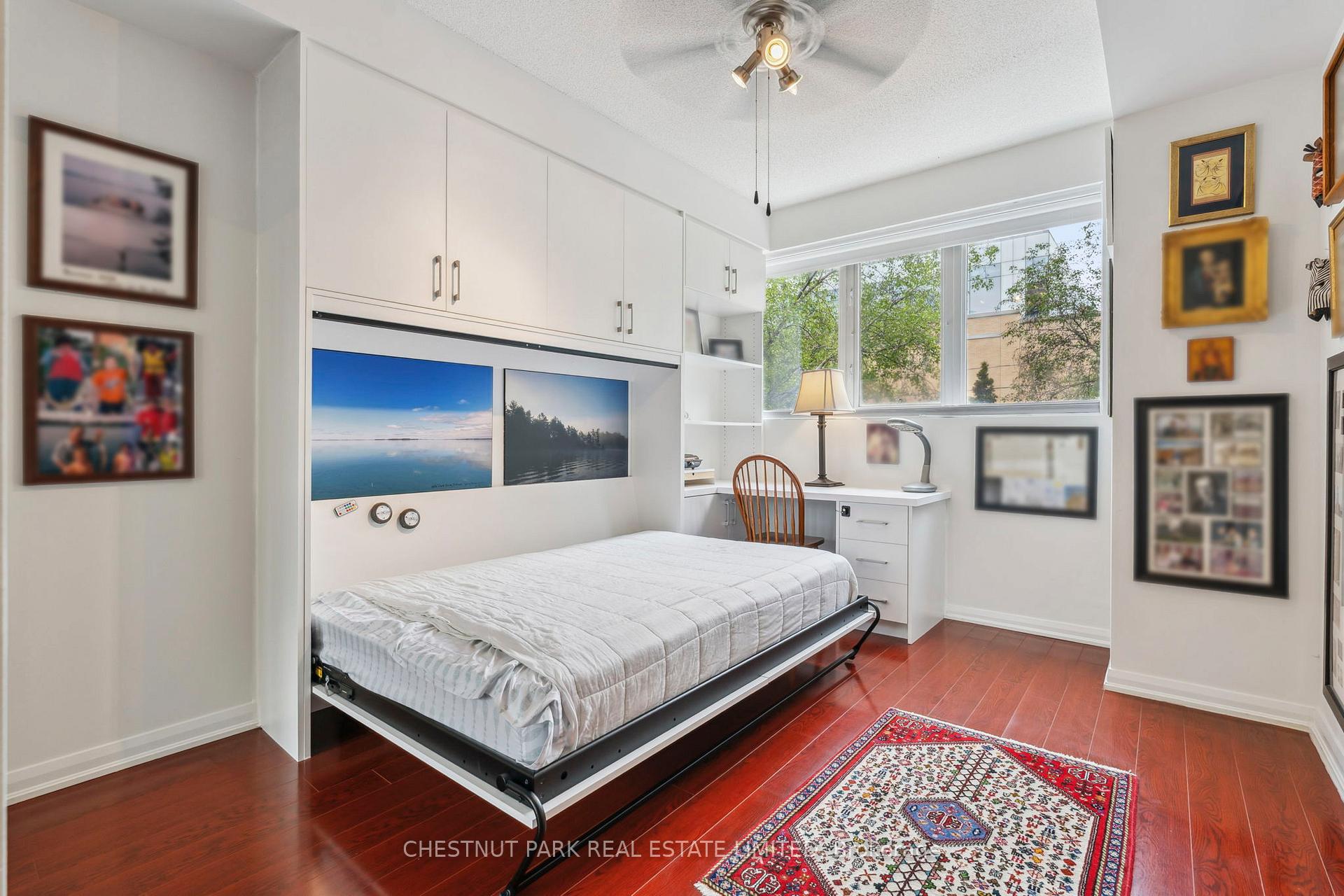 3 Bedrooms Condo at 11 Soho, Toronto For sale