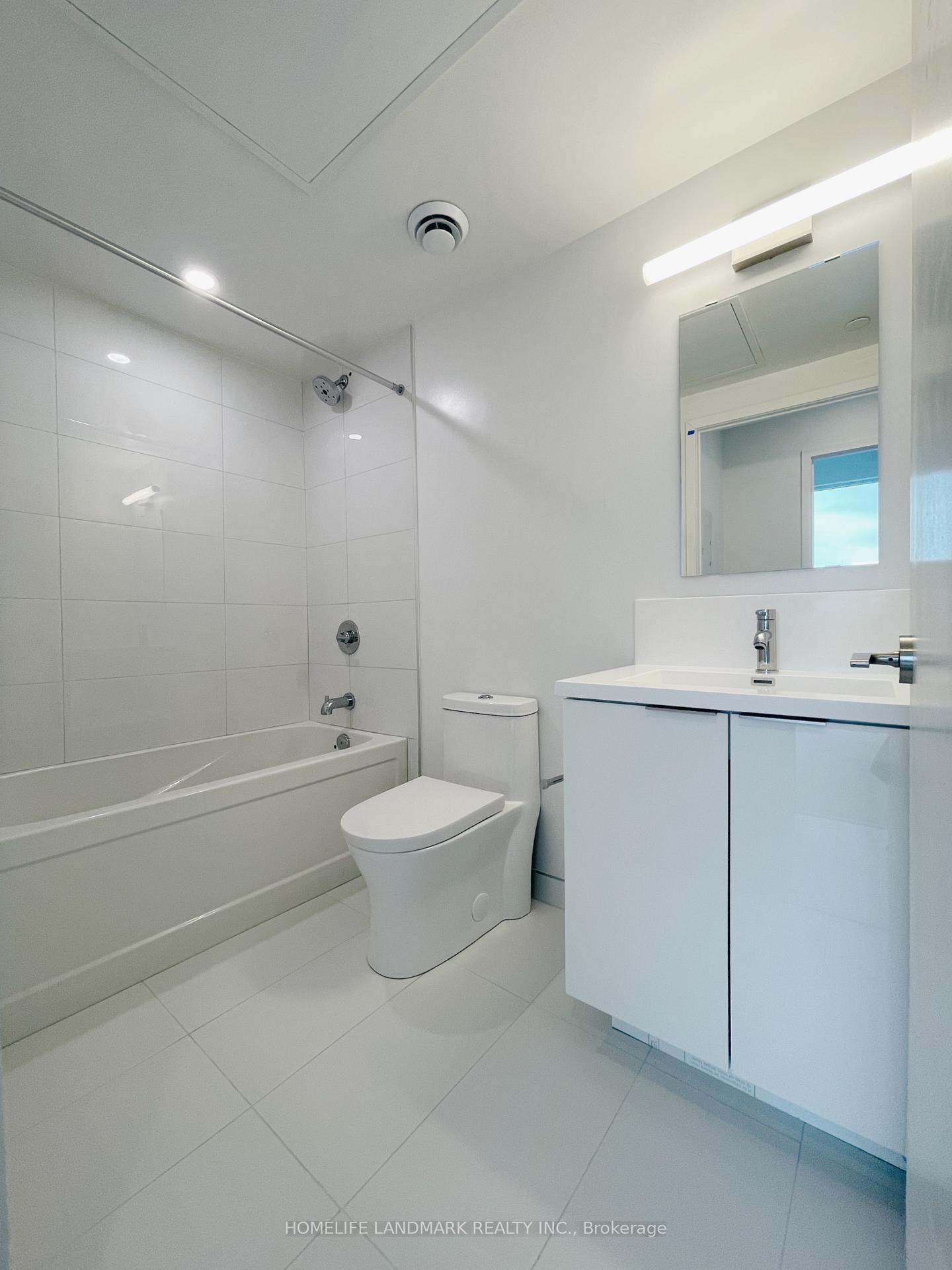 1 Bedroom Condo at 238 Simcoe,  Toronto For sale