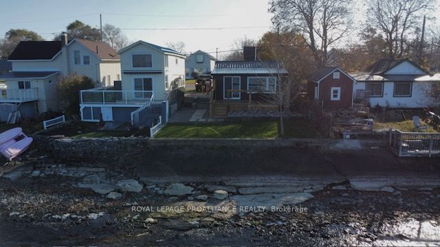 80 Ridley Street, Prince Edward County, ON K8N 4Z1