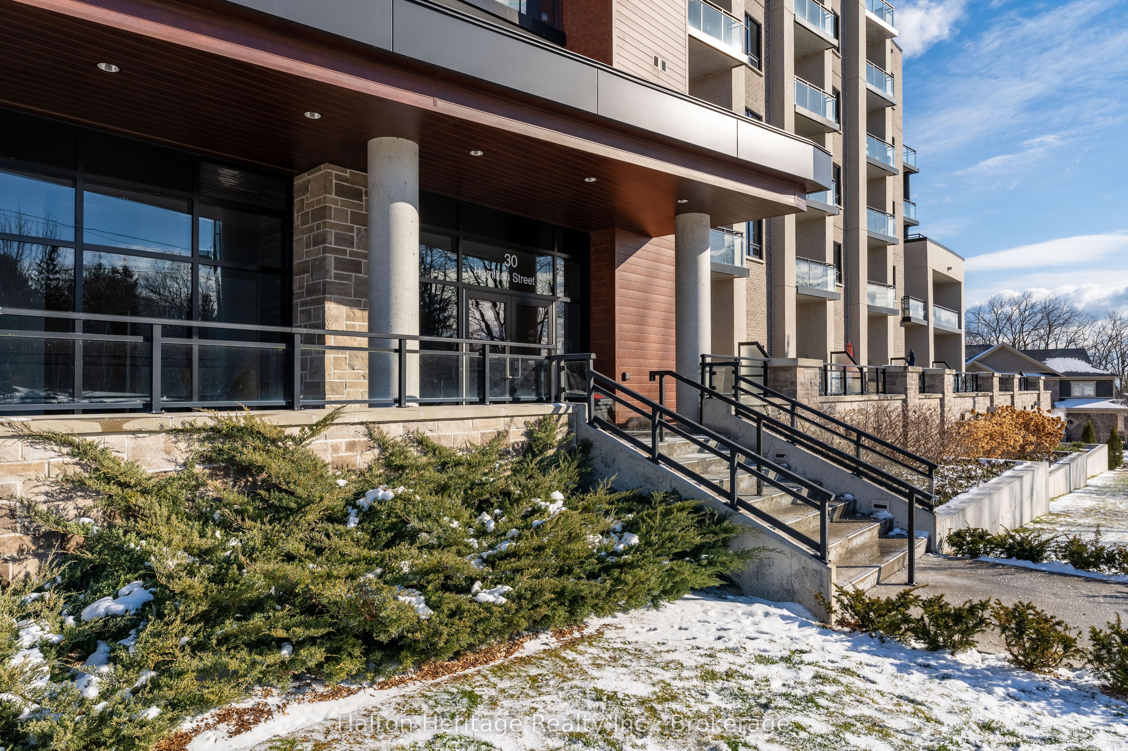 30 Hamilton Street S, #503