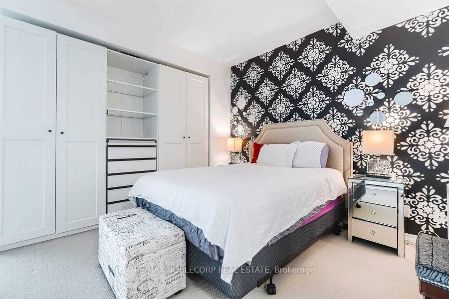 223 Webb Drive, #2101