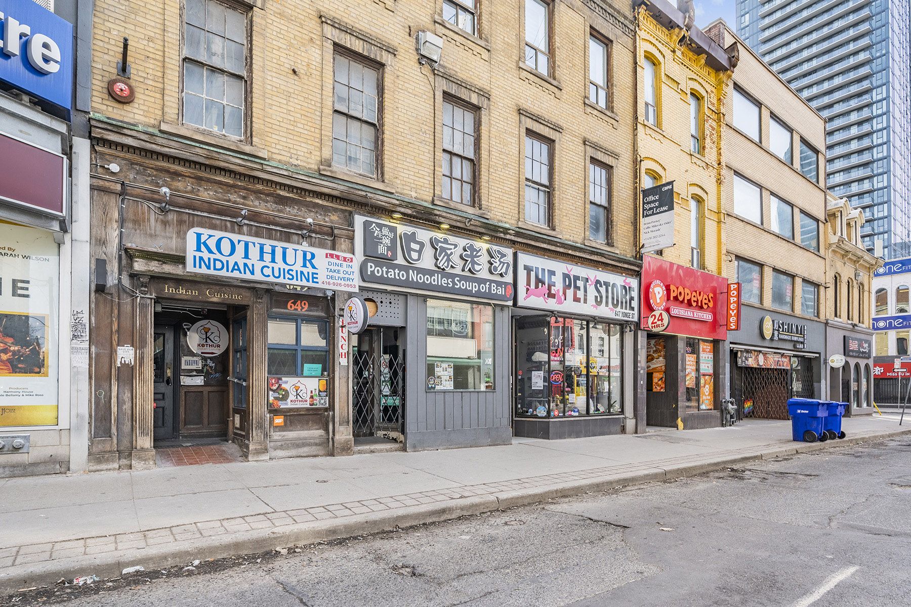 649 Yonge Street Toronto C08 Ontario M4Y 1Z9