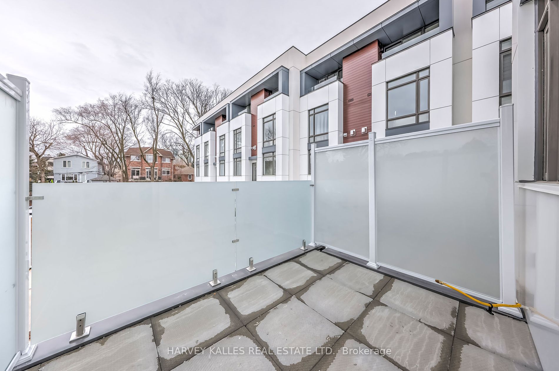 36A Churchill Avenue W