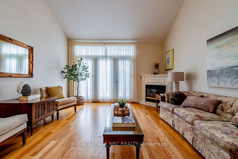 192 Willowlanding Court, Welland, ON L3C 7L8