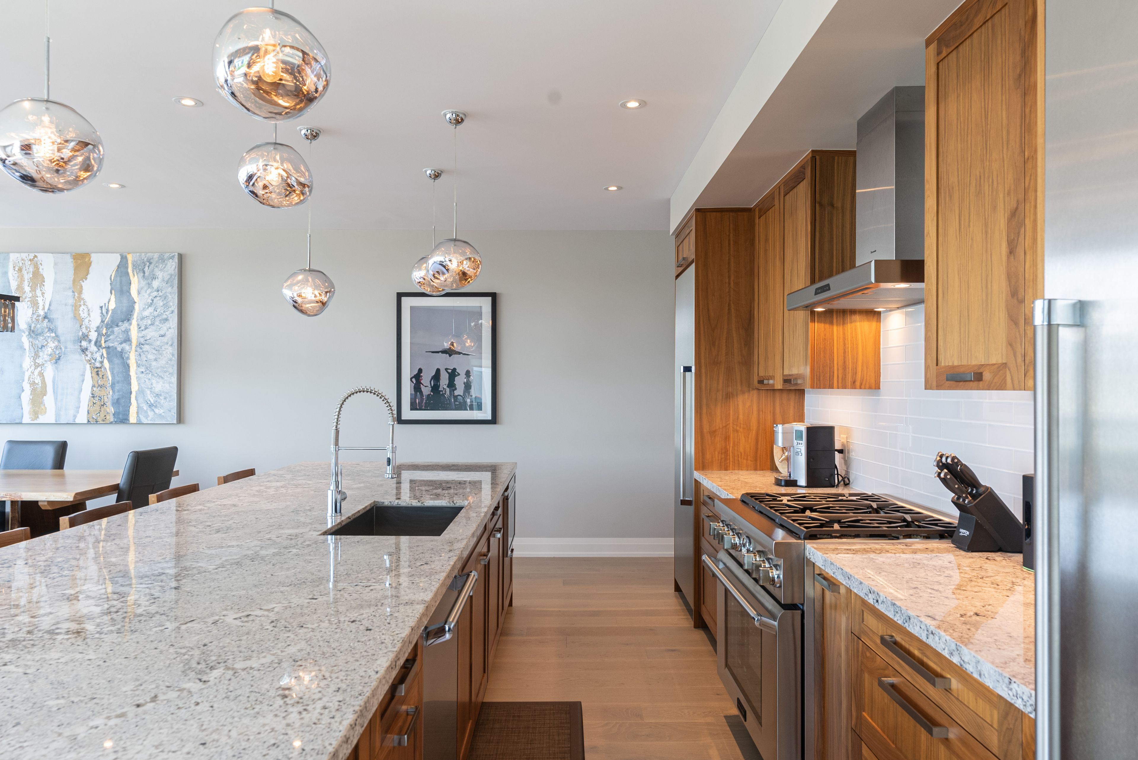 3730 Mangusta Court