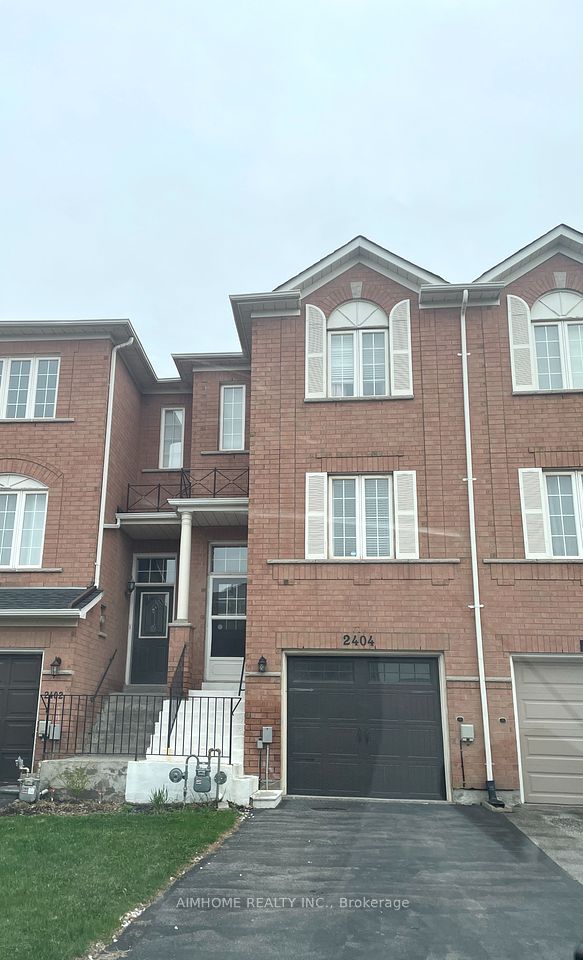 2404 Ravinebrook