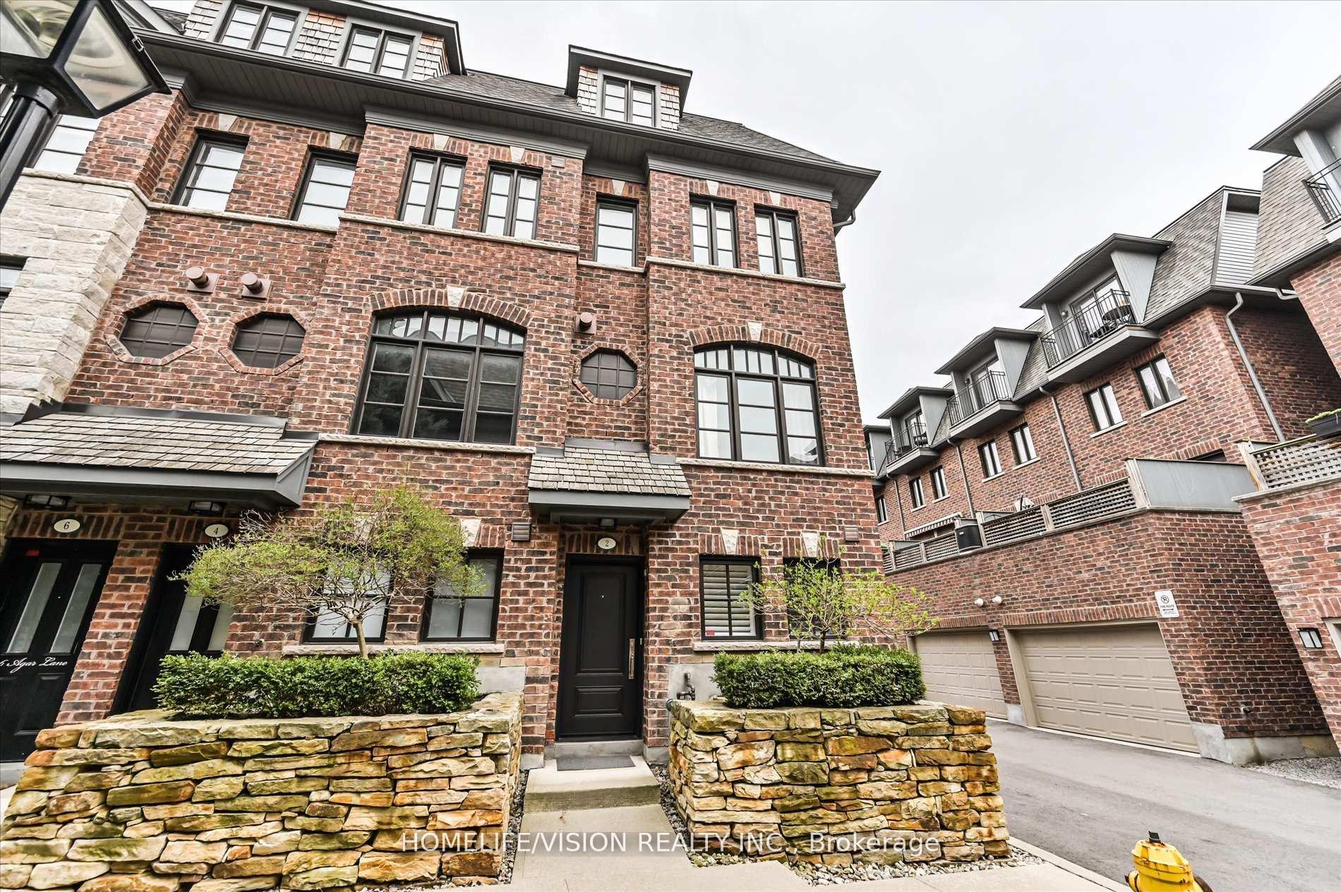 4 Bedrooms Condo at 2 Agar, Vaughan For sale