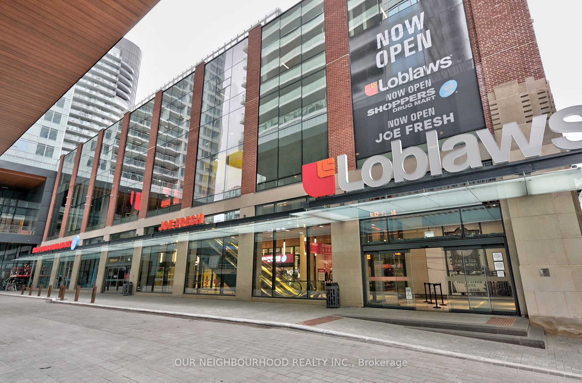 19 Bathurst Street, #2111