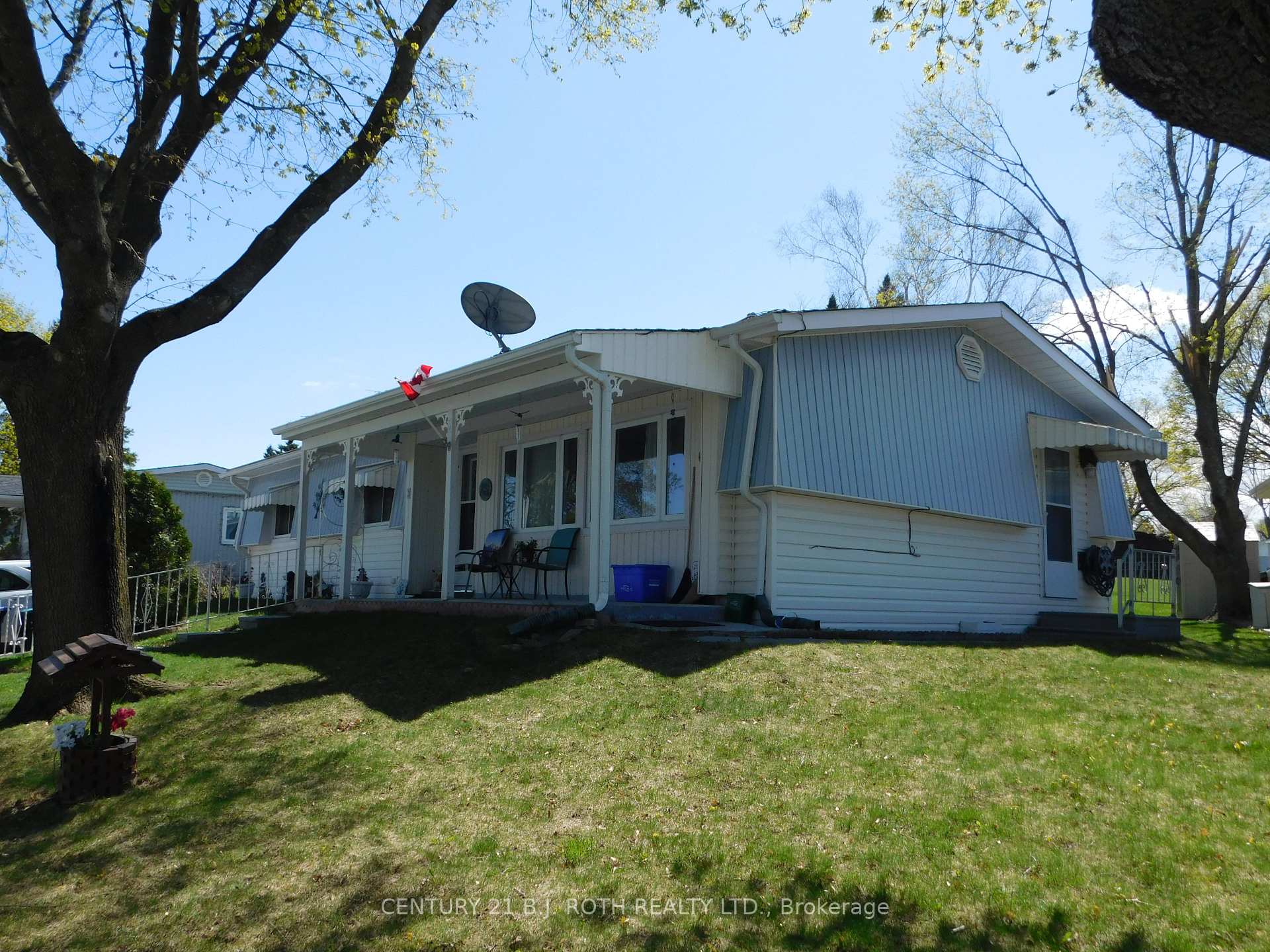 2 Mimosa Drive, Innisfil, ON L9S 1R2