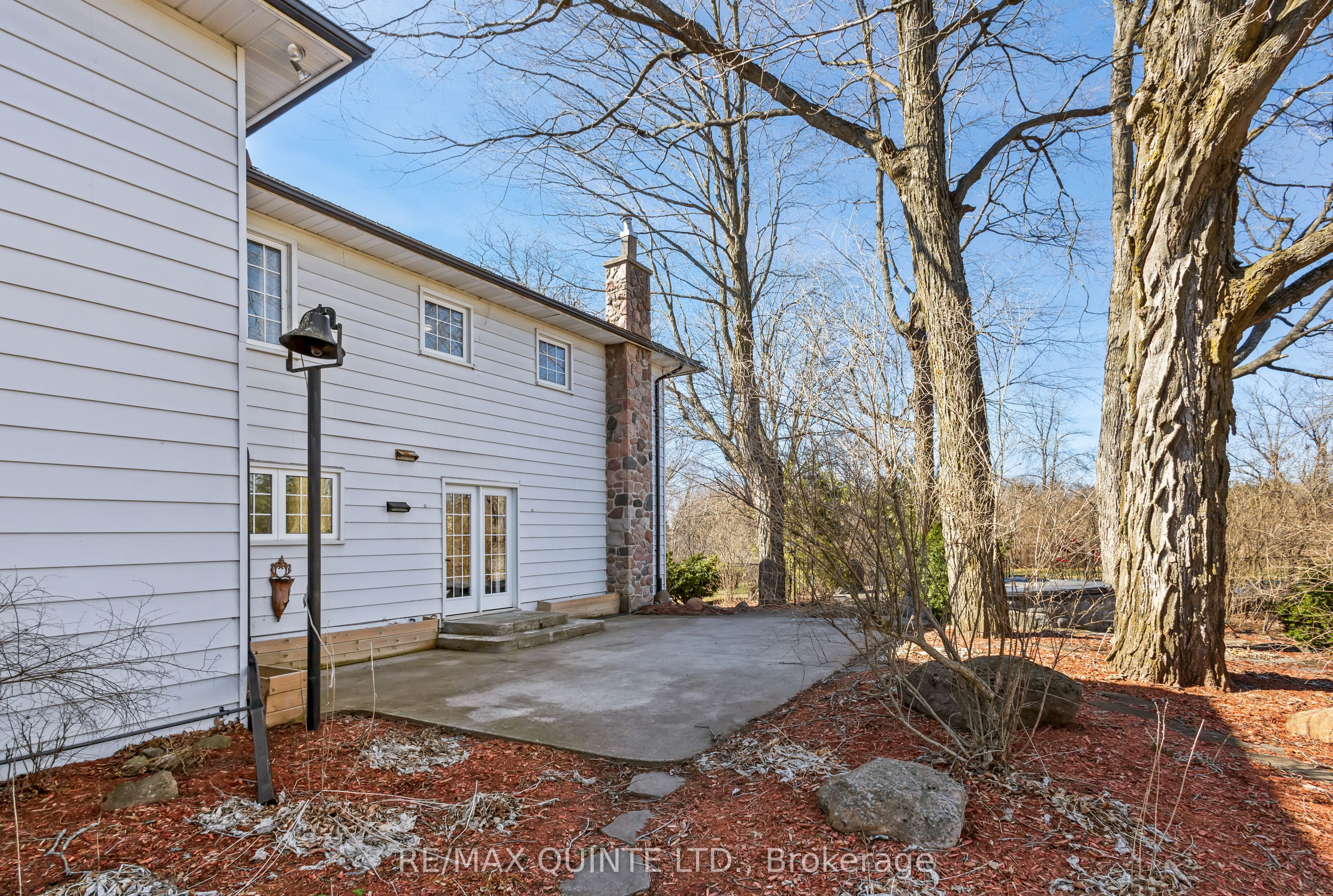 548 Lorna Lane
