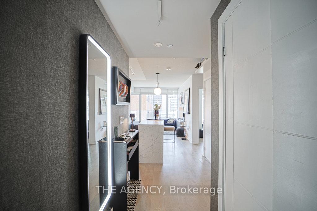 1 Bedroom Condo at 50 Wellesley, Toronto For sale