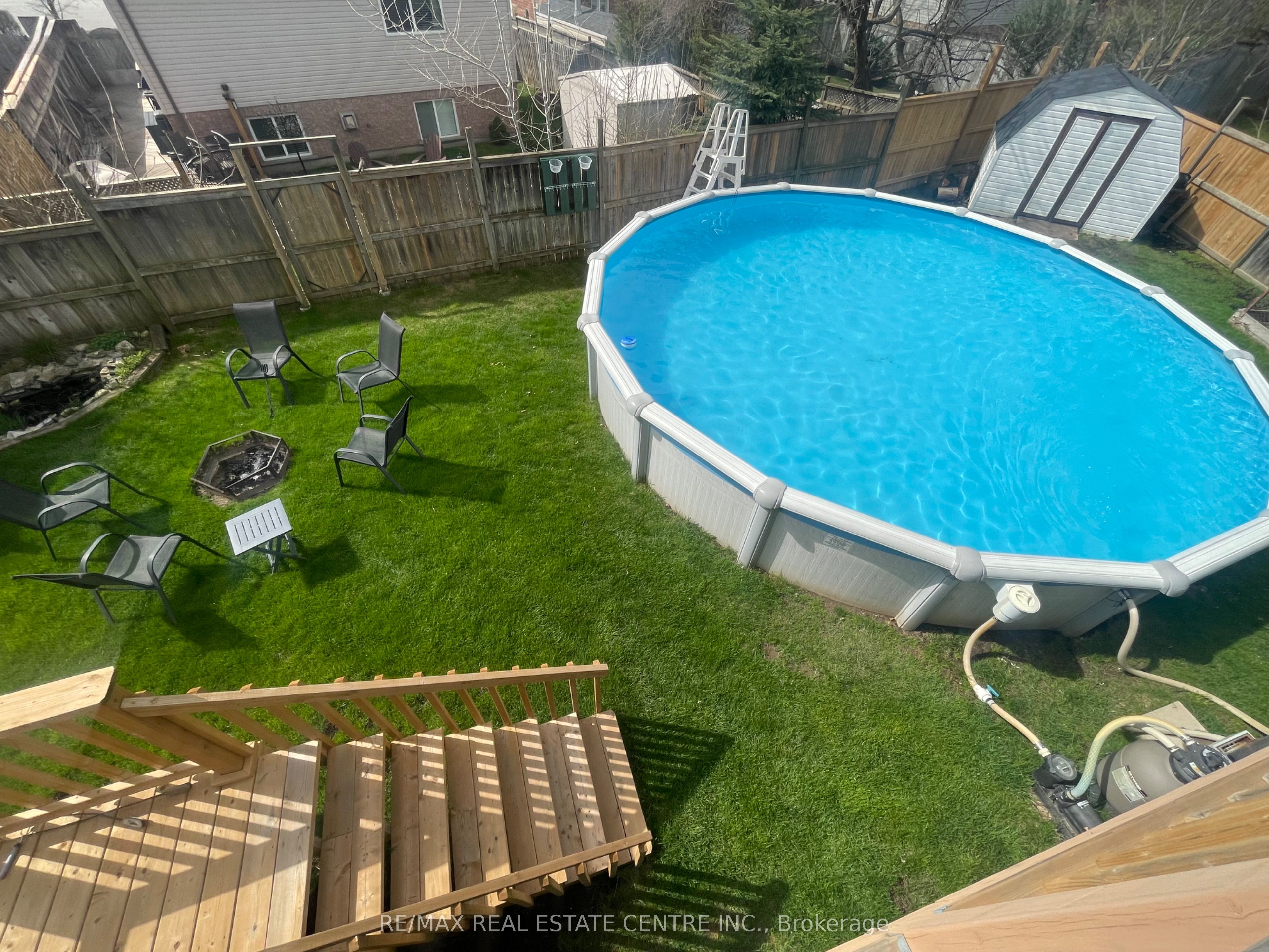 93 Biscayne Crescent