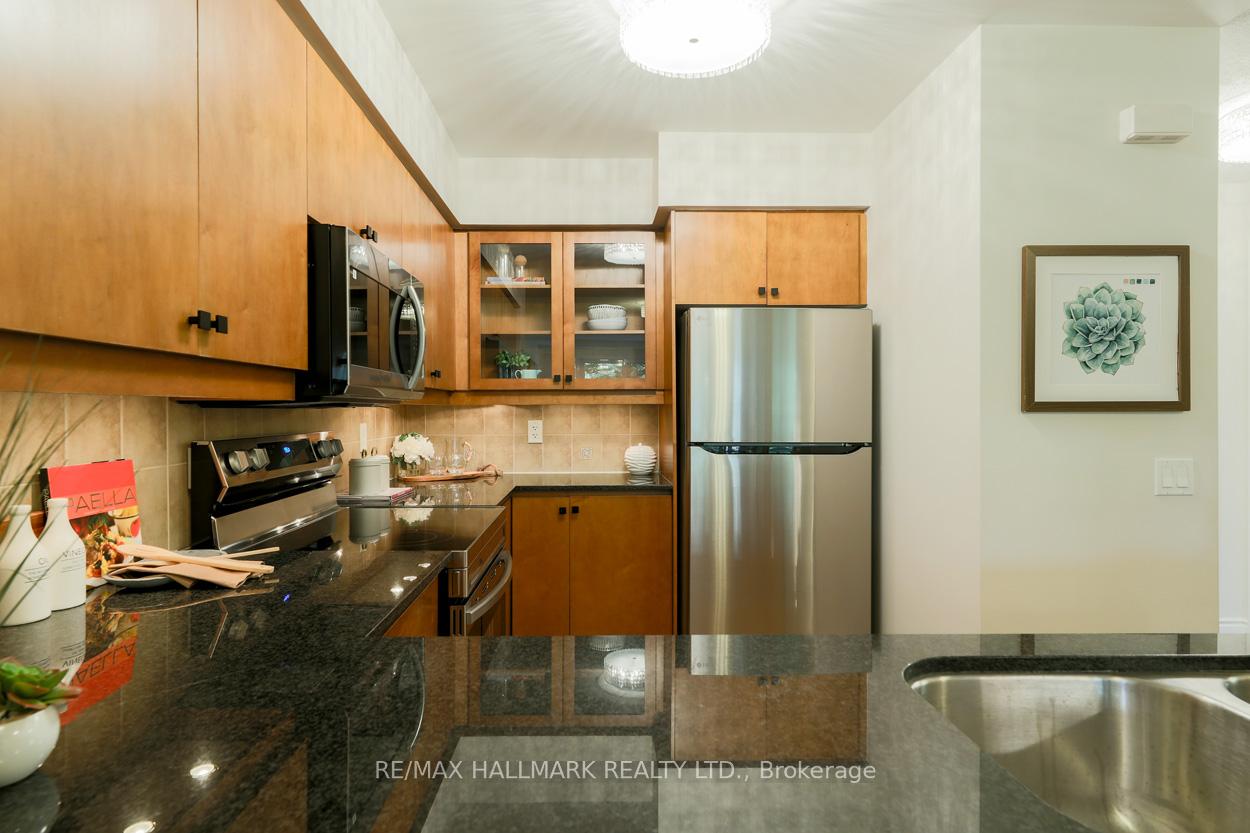 1 Bedroom Condo at 12 Rean, Toronto For sale