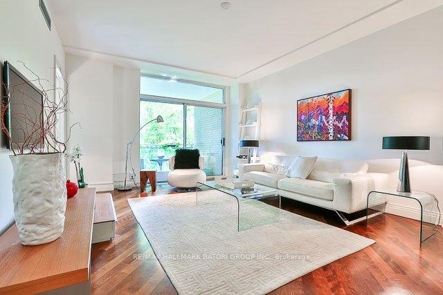 1 Bedroom Condo at 1 Benvenuto, Toronto For sale