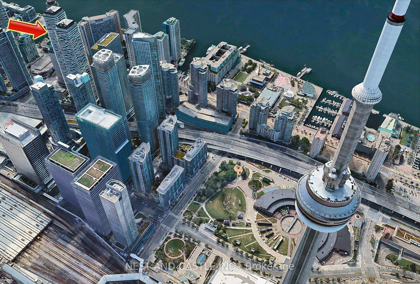 2 Bedrooms Condo at 100 Harbour, Toronto For sale