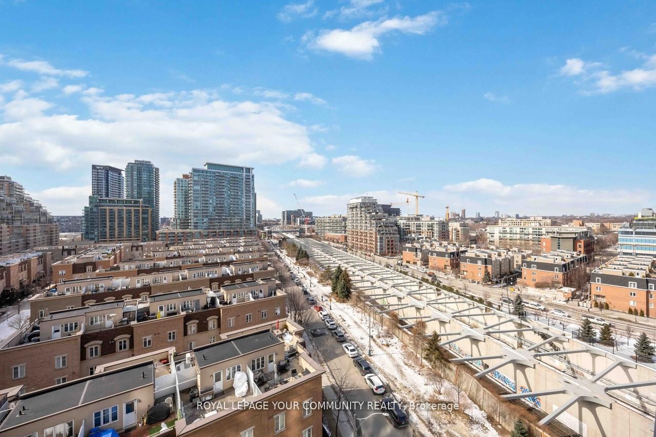 2 Bedrooms Condo at 19 Western Battery, Toronto For sale
