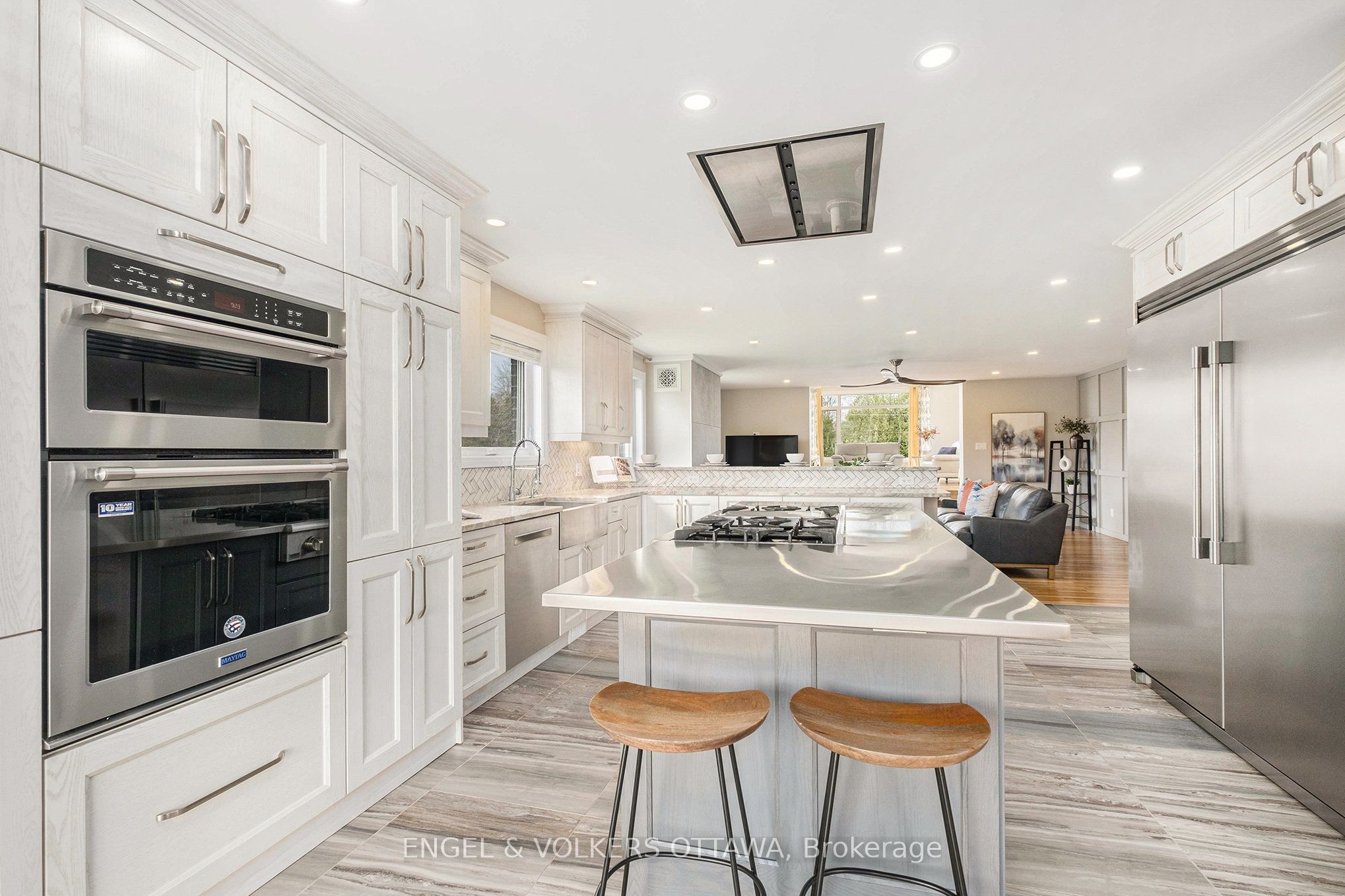 132 Wagon Drive, ConstanceBayDunrobinKilmaursWoodlawn, ON K0A 1T0