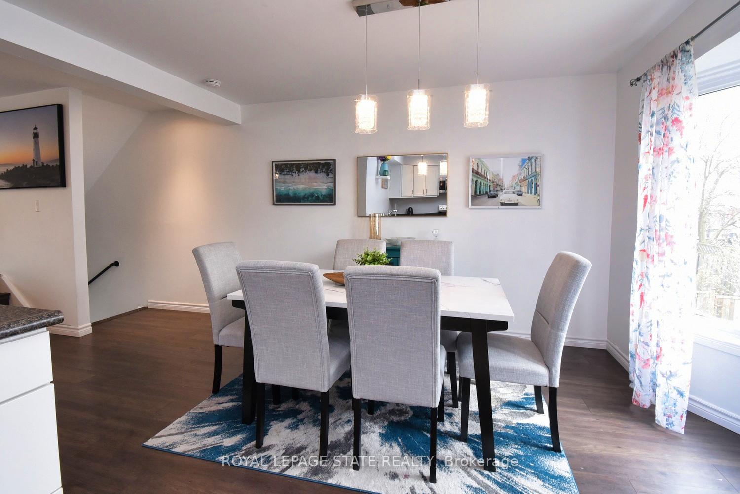 3 Bedrooms Condo at 1255 Upper Gage,  Hamilton For sale