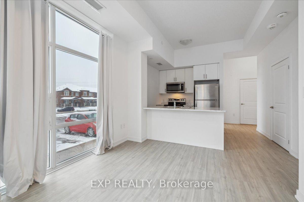 2 Bedrooms Condo at 450 Dundas,  Hamilton For sale