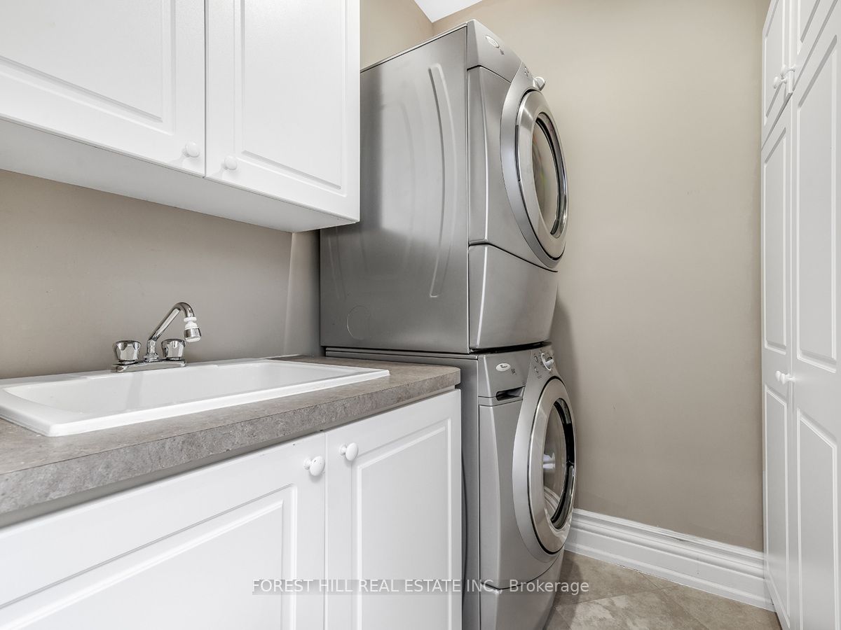 130 Mckee Avenue, Toronto, ON M2N 4C4