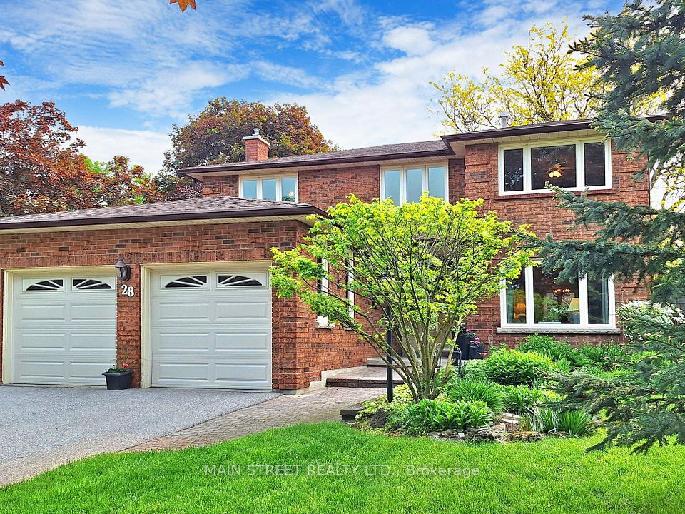 28 Munro Crescent, Uxbridge, ON L9P 1L5