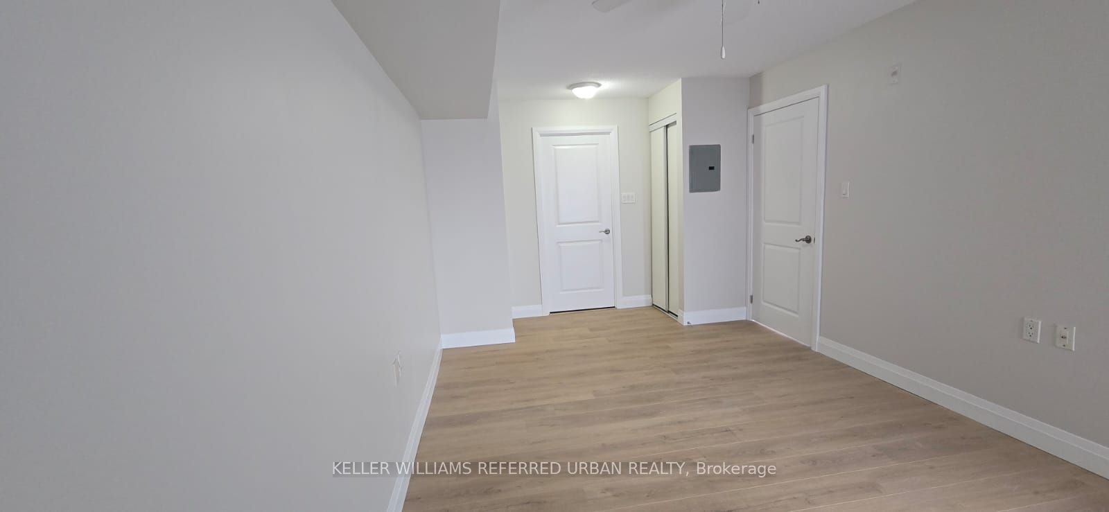 872 Sheppard Avenue W, #318