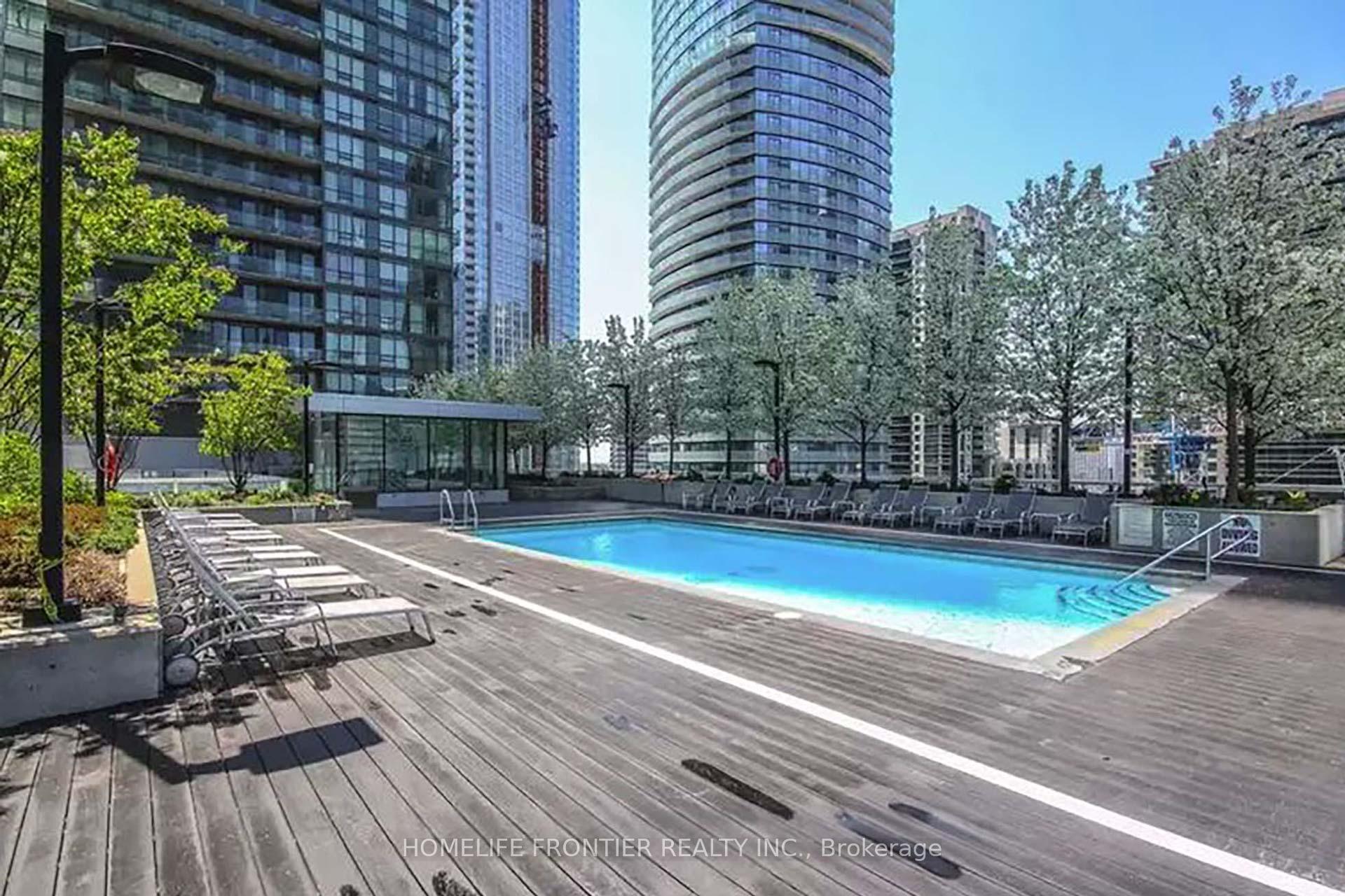 2 Bedrooms Condo at 65 Bremner, Toronto For sale