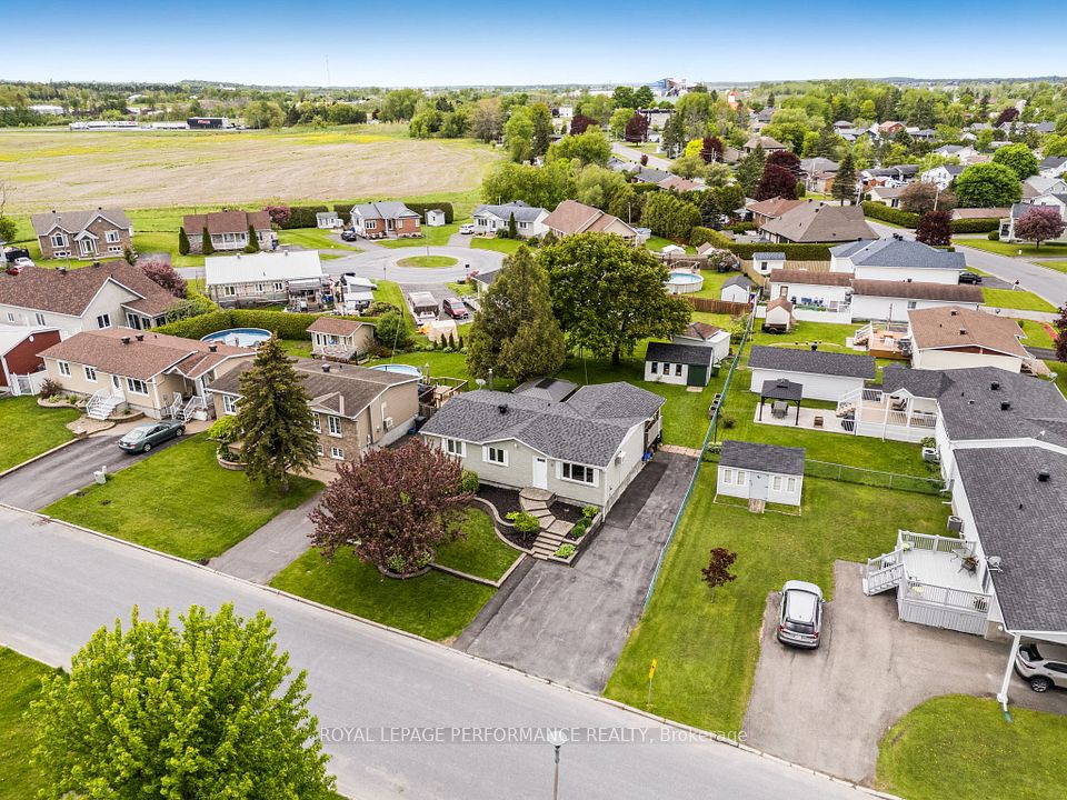 11 Pilon Street, Champlain, ON K0B 1K0