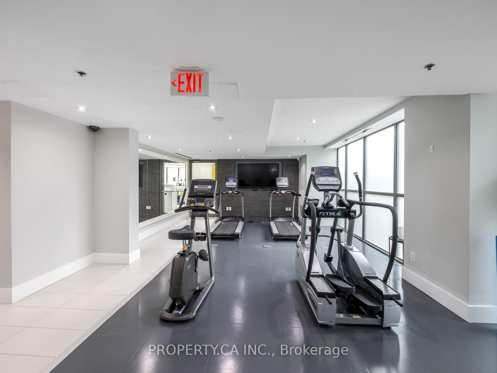 2 Bedrooms Condo at 90 Trinity,  Toronto For sale