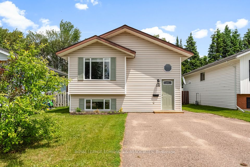 16 Briarwood