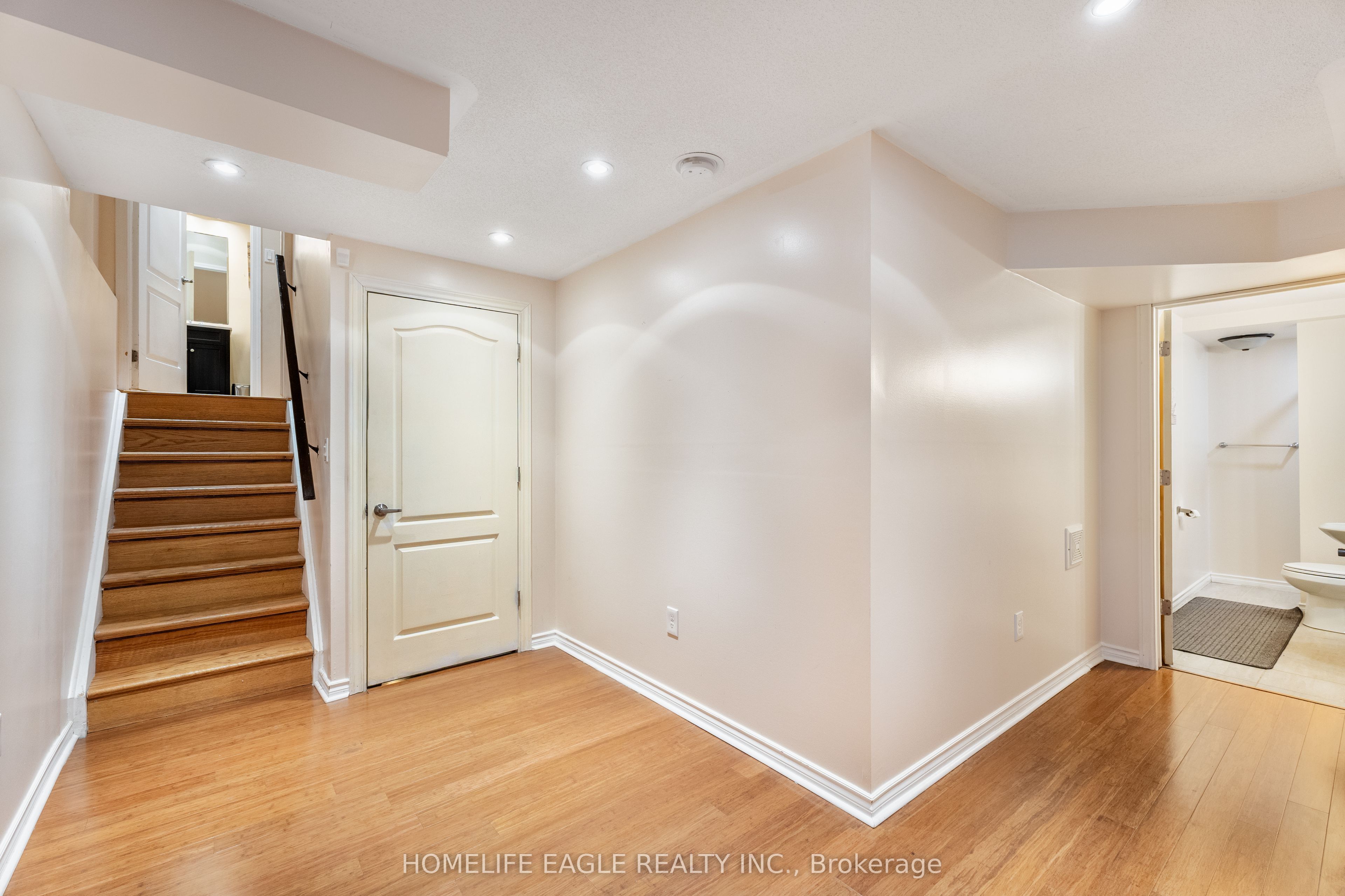 74 Bulmer Crescent