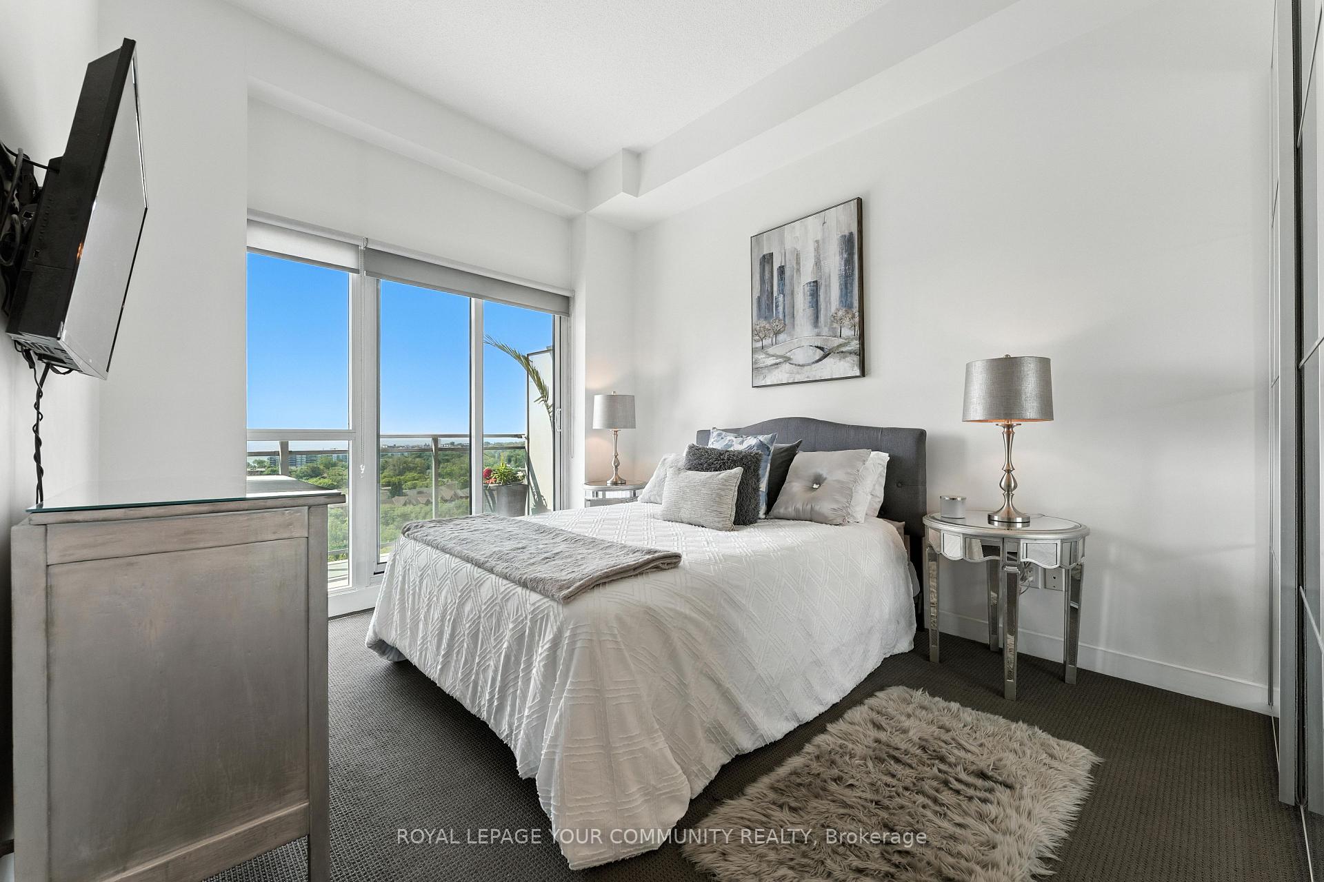 2 Bedrooms Condo at 165 Legion, Toronto For sale