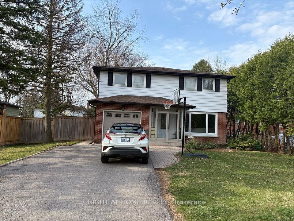 33 Royal Orchard