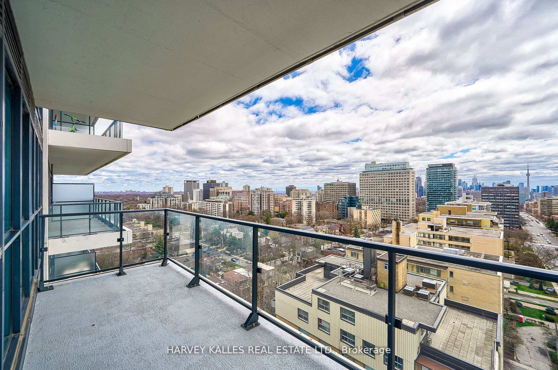 609 Avenue Road 1604