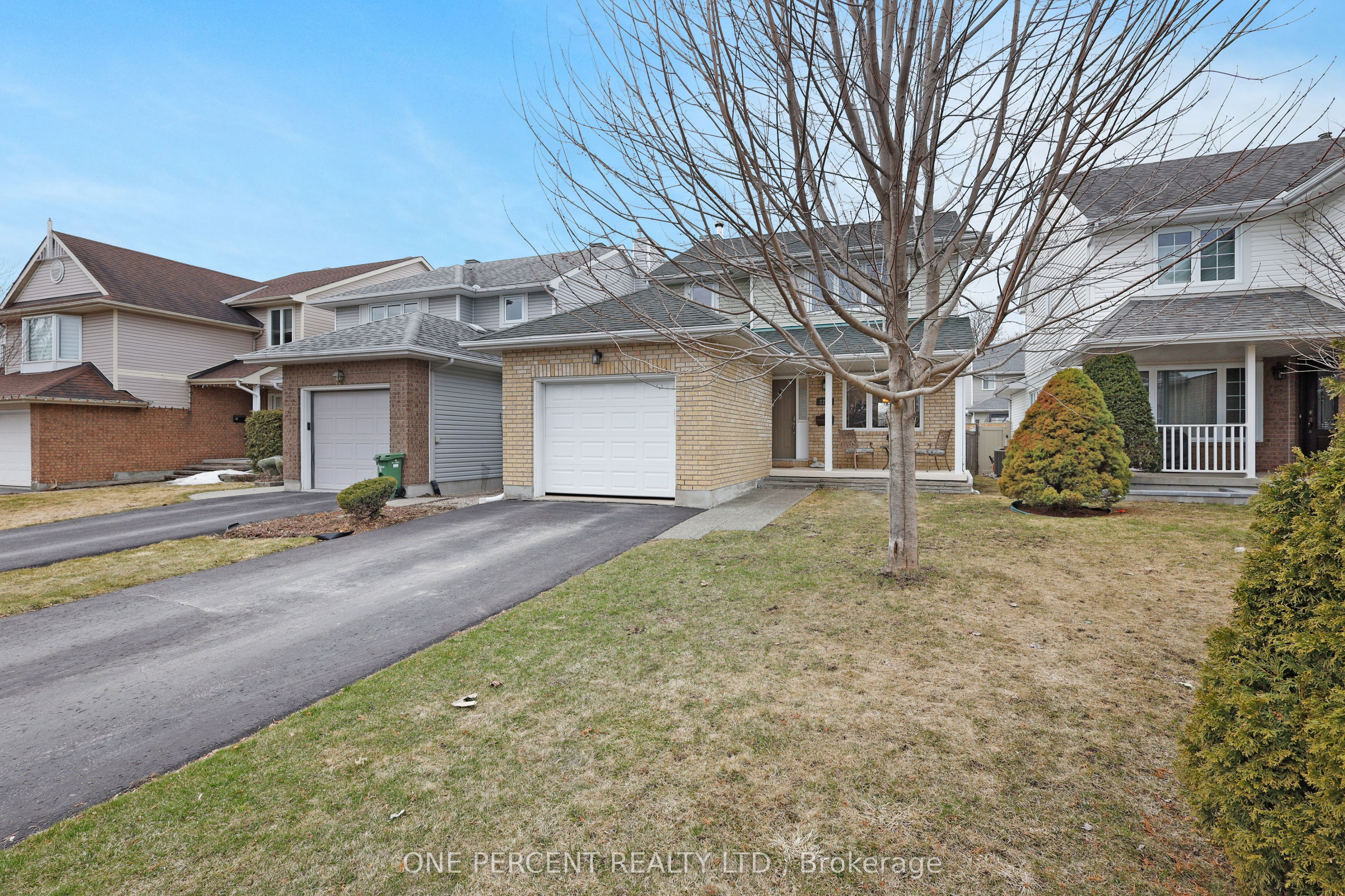 2216 Noblewood Way, OrleansConventGlenandArea, ON K1W 1E8
