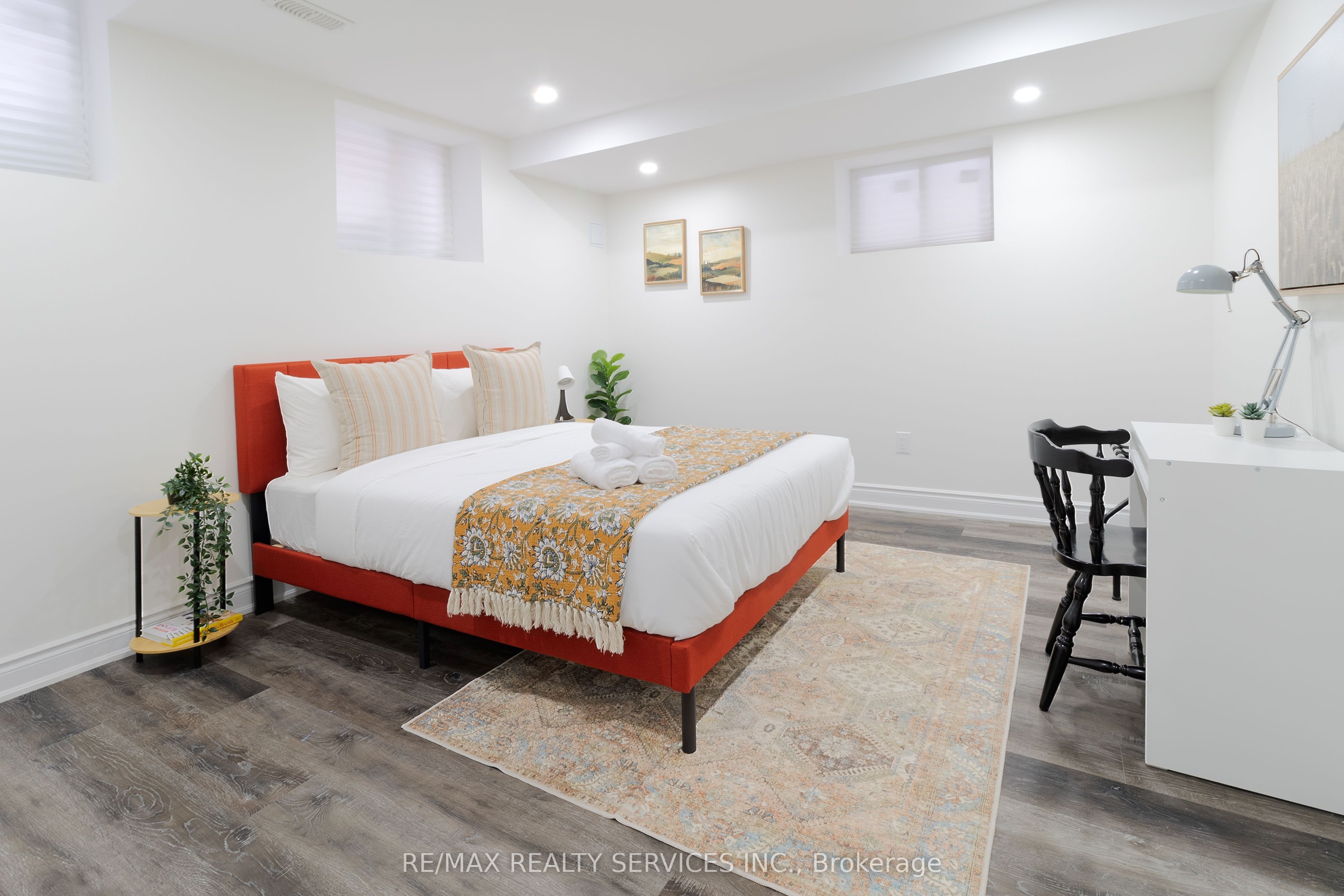 5 Upperview Place