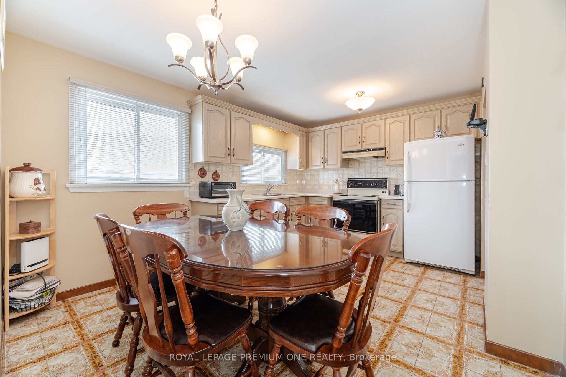 128 Hullmar Drive
