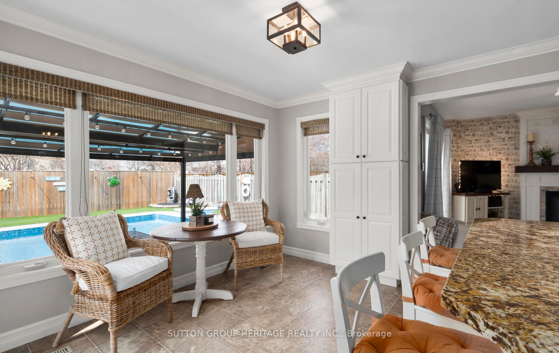 51 Flowers Crescent