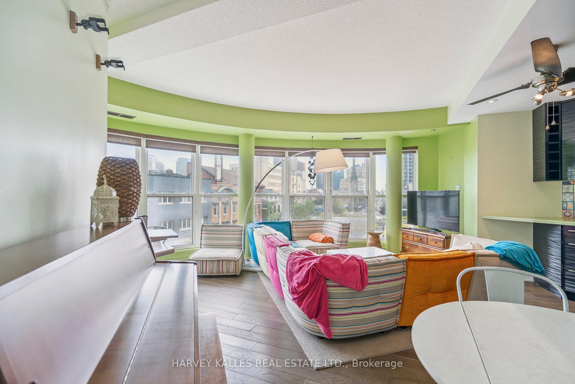 135 James Street S 414