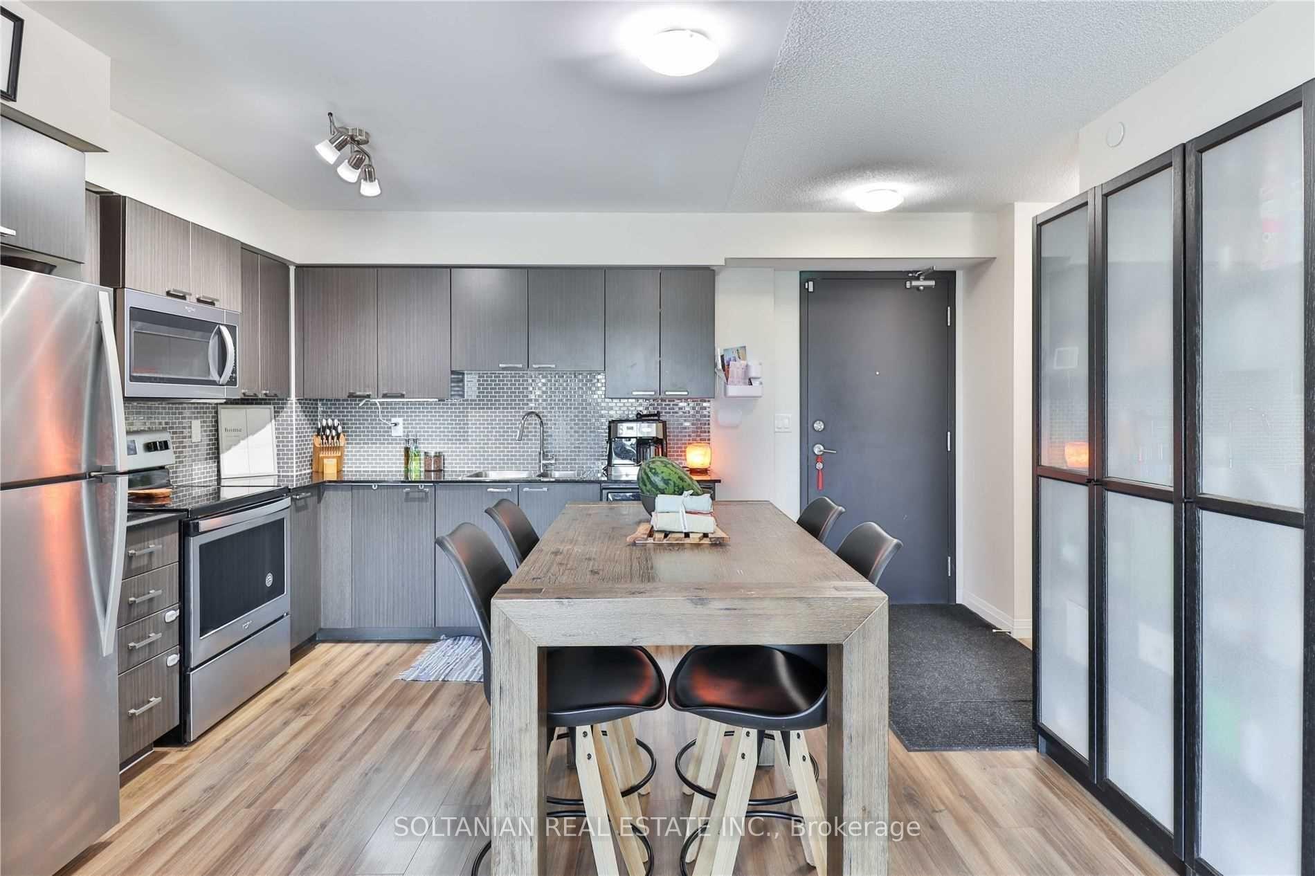 2 Bedrooms Condo at 2150 Lawrence, Toronto For sale