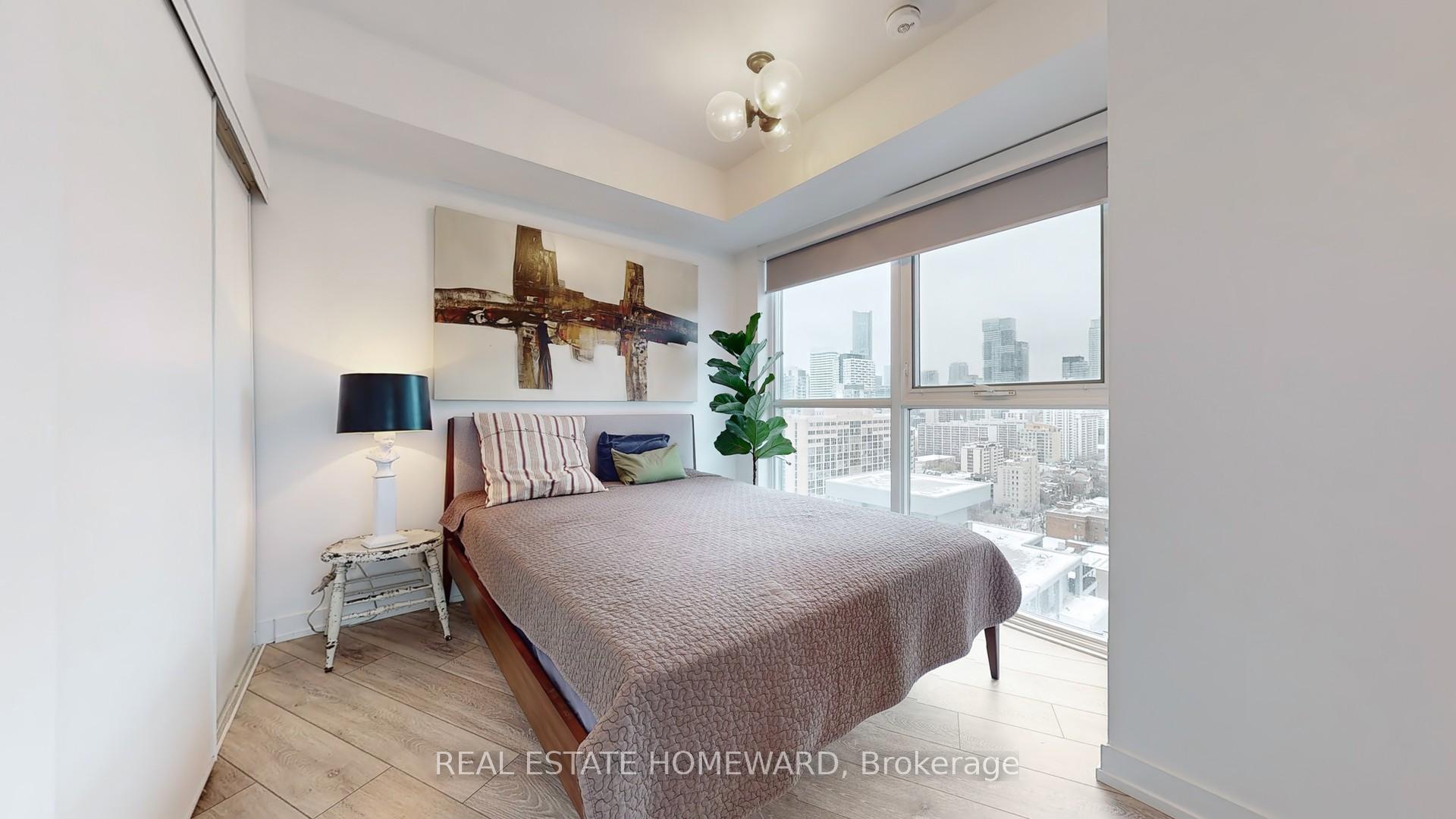1 Bedroom Condo at 159 Wellesley,  Toronto For sale