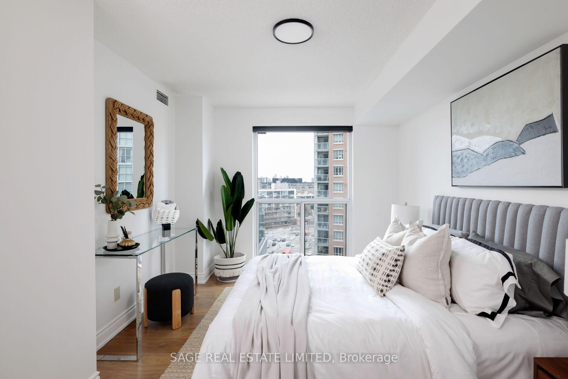 2 Bedrooms Condo at 100 Western Battery, Toronto For sale