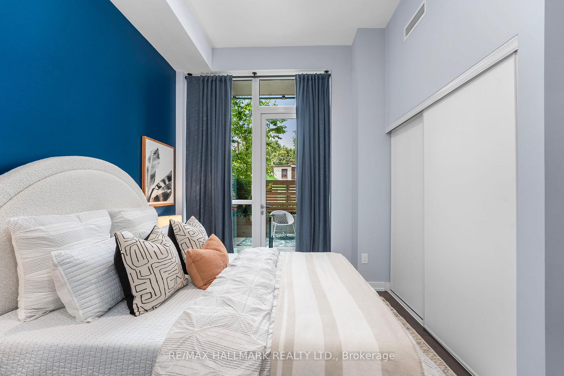 2 Bedrooms Condo at 150 Logan, Toronto For sale
