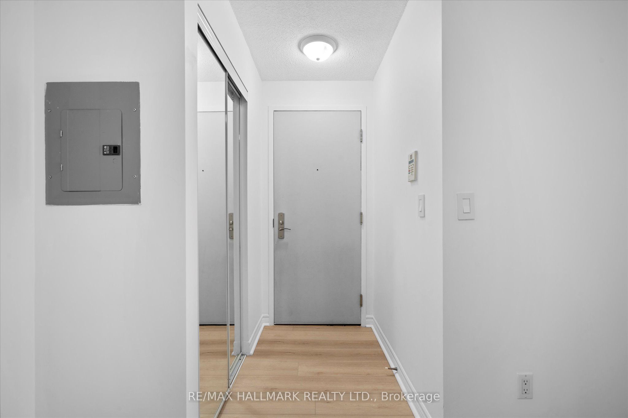 761 Bay Street, #2303